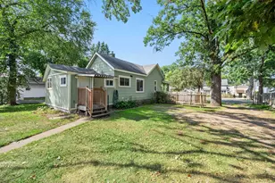 2100 4th St, White Bear Lake, MN 55110 - Photo 11