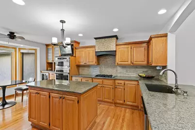 9974 Old Wagon Trail, Eden Prairie, MN 55347 - Photo 7