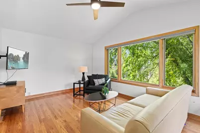 9974 Old Wagon Trail, Eden Prairie, MN 55347 - Photo 17