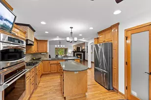 9974 Old Wagon Trail, Eden Prairie, MN 55347 - Photo 5