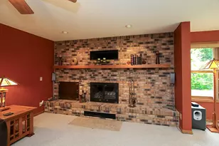 19634 Skyview Cir, Hutchinson, MN 55350 - Photo 7