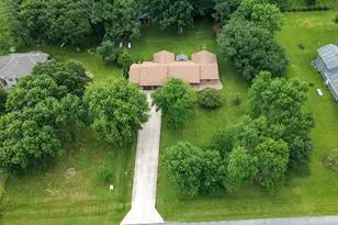 19634 Skyview Cir, Hutchinson, MN 55350 - Photo 3