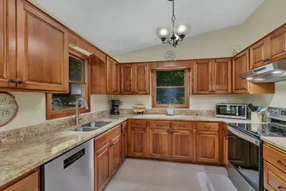 12706 37th Street, Clear Lake, MN 55319 - Photo 9