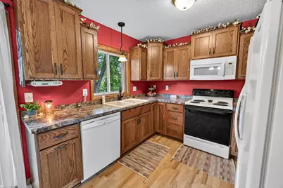 880 Pearl View Drive, Sauk Rapids, MN 56379 - Photo 15
