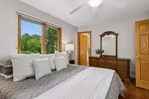 2863 Aglen St, Roseville, MN 55113 - Photo 21