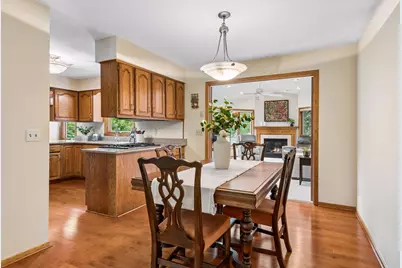 2863 Aglen Street, Roseville, MN 55113 - Photo 9