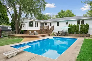 2863 Aglen St, Roseville, MN 55113 - Photo 41