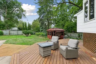 2863 Aglen St, Roseville, MN 55113 - Photo 43