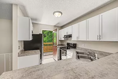6123 78th Avenue N, Brooklyn Park, MN 55443 - Photo 7