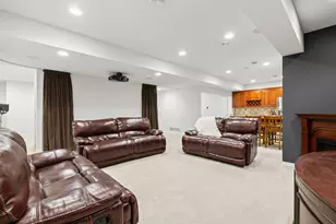 2550 Arrowhead Ln, Chanhassen, MN 55317 - Photo 35
