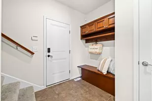 2550 Arrowhead Ln, Chanhassen, MN 55317 - Photo 19