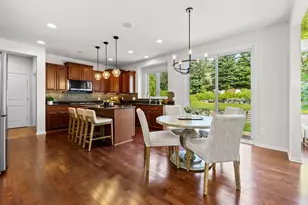 2550 Arrowhead Ln, Chanhassen, MN 55317 - Photo 5