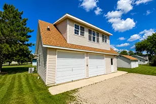 204 Maple Ave S, Ottertail, MN 56571 - Photo 7