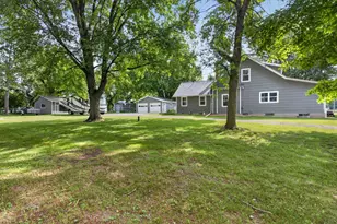 500 8th St SE, Braham, MN 55006 - Photo 7