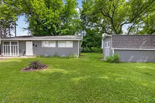 500 8th St SE, Braham, MN 55006 - Photo 33