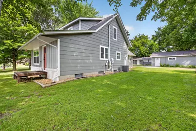 500 8th Street SE, Braham, MN 55006 - Photo 3