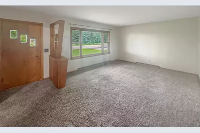 2727 34th Street, Slayton, MN 56172 - Photo 3