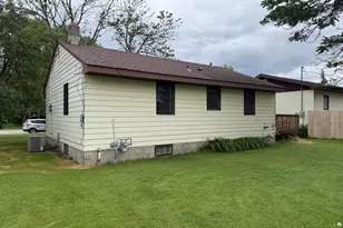 309 7th Ave NE, Roseau, MN 56751 - Photo 11