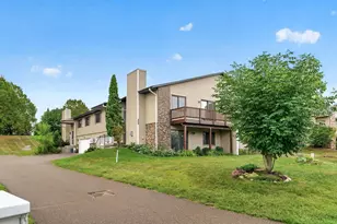4480 Clover Ln, Eagan, MN 55122 - Photo 3
