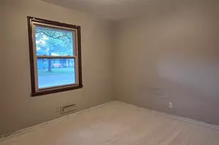 6413 Toledo Ave N, Brooklyn Center, MN 55429 - Photo 5
