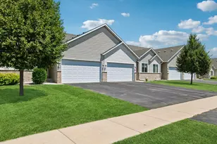 4147 Blakewood Dr, Shakopee, MN 55379 - Photo 1