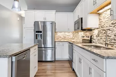 4147 Blakewood Drive, Shakopee, MN 55379 - Photo 5