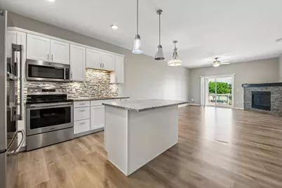 4147 Blakewood Drive, Shakopee, MN 55379 - Photo 7