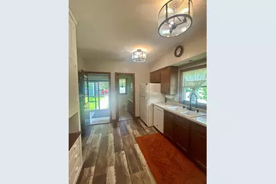 706 Franklin Street SW, Hutchinson, MN 55350 - Photo 9