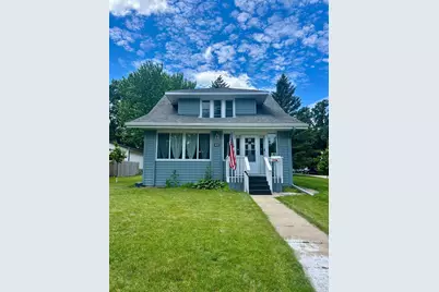 706 Franklin Street SW, Hutchinson, MN 55350 - Photo 1