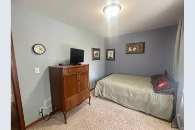 706 Franklin Street SW, Hutchinson, MN 55350 - Photo 17