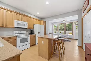 1610 Rivers Pointe Ct, Anoka, MN 55303 - Photo 11