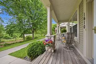 1610 Rivers Pointe Ct, Anoka, MN 55303 - Photo 3