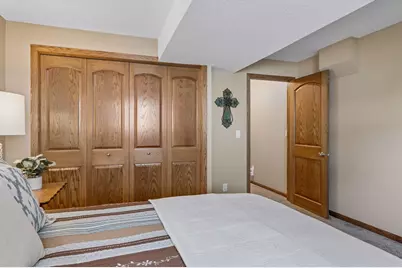 108 Knoll Circle E, Burnsville, MN 55337 - Photo 33