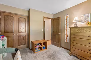 108 Knoll Cir E, Burnsville, MN 55337 - Photo 25