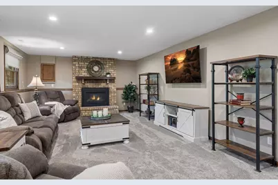 108 Knoll Circle E, Burnsville, MN 55337 - Photo 31