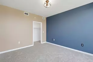 8161 33rd Ave S, Bloomington, MN 55425 - Photo 9