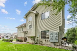 1711 Elm St, White Bear Lake, MN 55110 - Photo 7
