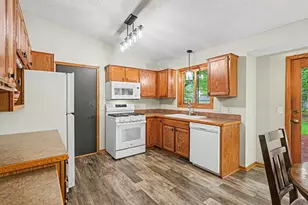 3607 152nd St W, Rosemount, MN 55068 - Photo 9