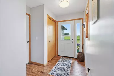 13611 Fox Lake Trail, Faribault, MN 55021 - Photo 7