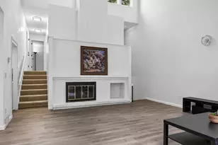 5725 Duncan Ln, Edina, MN 55436 - Photo 9