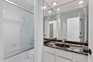 5725 Duncan Ln, Edina, MN 55436 - Photo 19