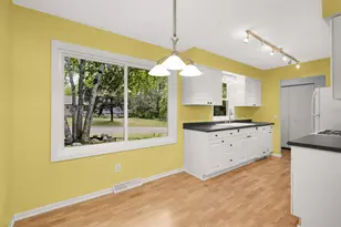 18993 Jordan Trail, Lakeville, MN 55044 - Photo 7