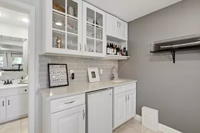 9247 Lake Riley Boulevard, Chanhassen, MN 55317 - Photo 25