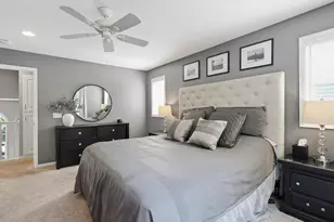 9247 Lake Riley Blvd, Chanhassen, MN 55317 - Photo 23