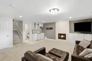 9247 Lake Riley Blvd, Chanhassen, MN 55317 - Photo 35