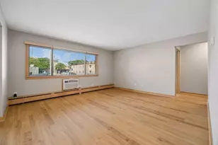 2532 1st Ave S, Minneapolis, MN 55404 - Photo 5