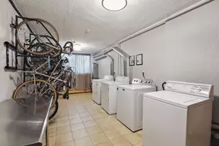 2532 1st Ave S, Minneapolis, MN 55404 - Photo 17