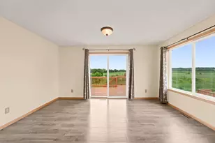 642 Union Ct, Cannon Falls, MN 55009 - Photo 11