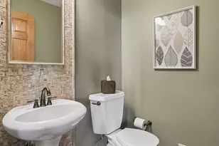 10730 Kiawah Dr, Eden Prairie, MN 55344 - Photo 27