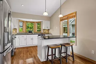 10730 Kiawah Dr, Eden Prairie, MN 55344 - Photo 15